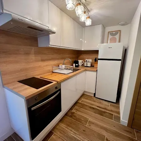 Carnot T3 - 6p Apartmán